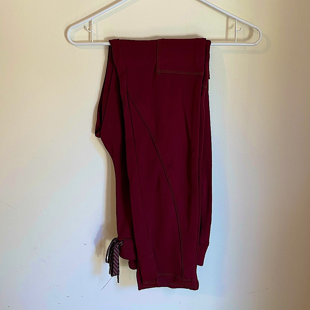 Women’s JAANUU Slim Cargo Pant - Medium Tall (Wine)